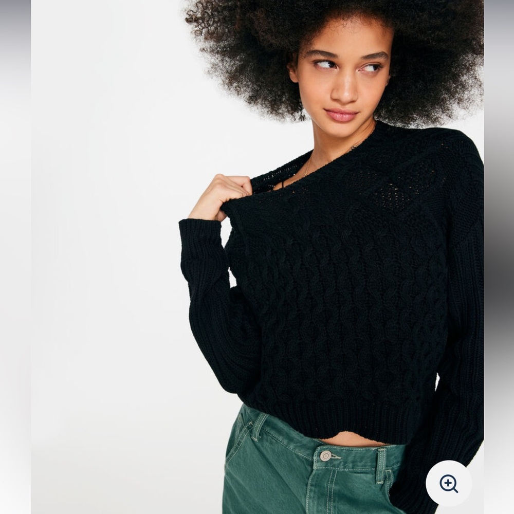 Aeropostale’s Cable Knit Crew Sweater